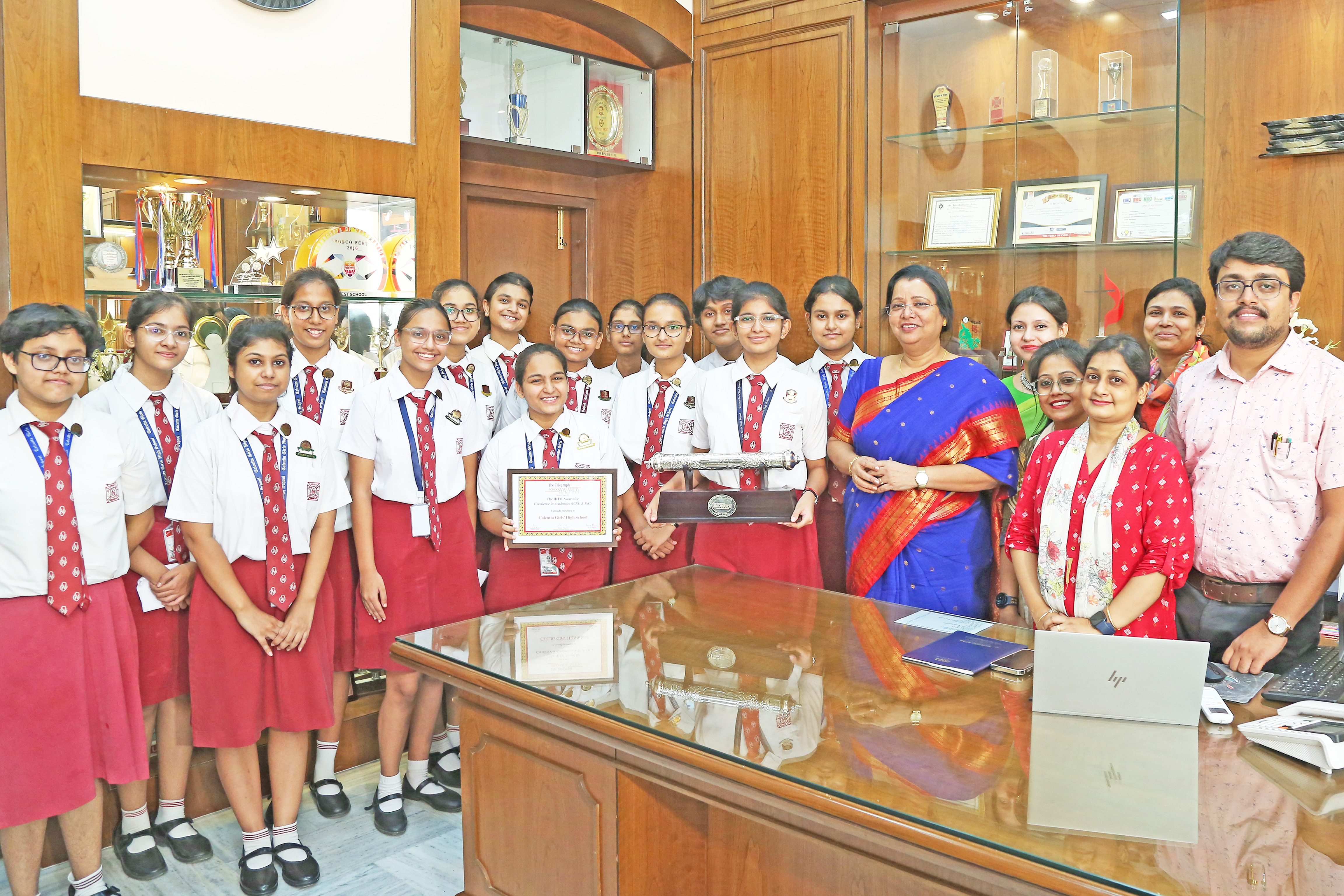 4608px x 3072px - Calcutta Girls' High School